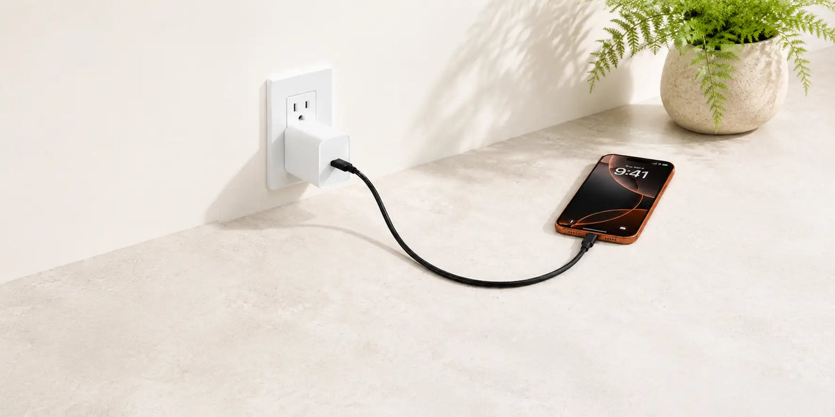 45W USB-C fast charger power adapter